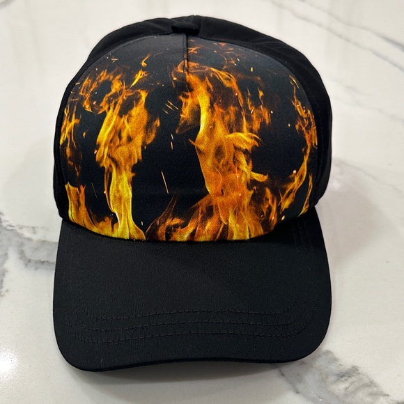 Balmain Fire Print Baseball Hat - Picture 2 of 6